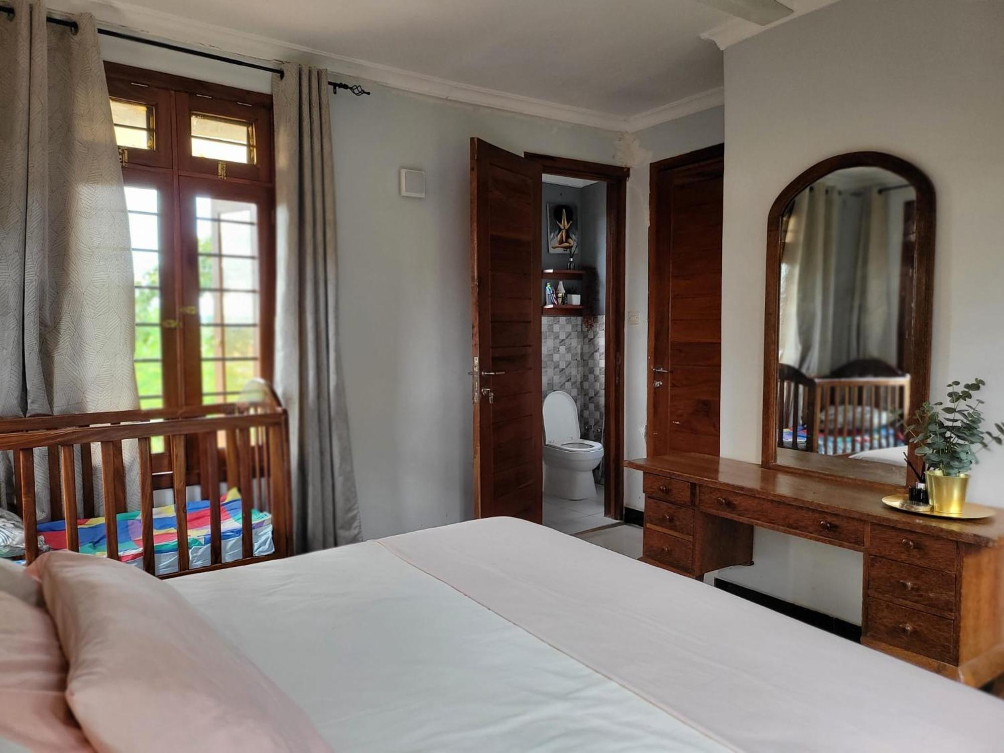 Funvilla Family House Daressalam